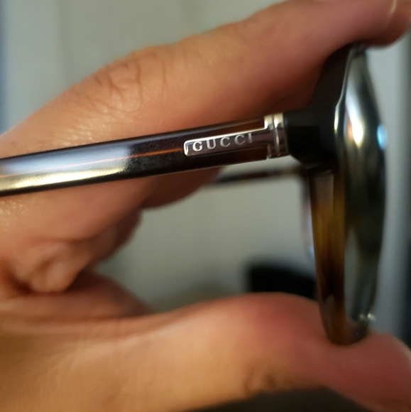 Authentic Gucci Aviators - Picture 4 of 7